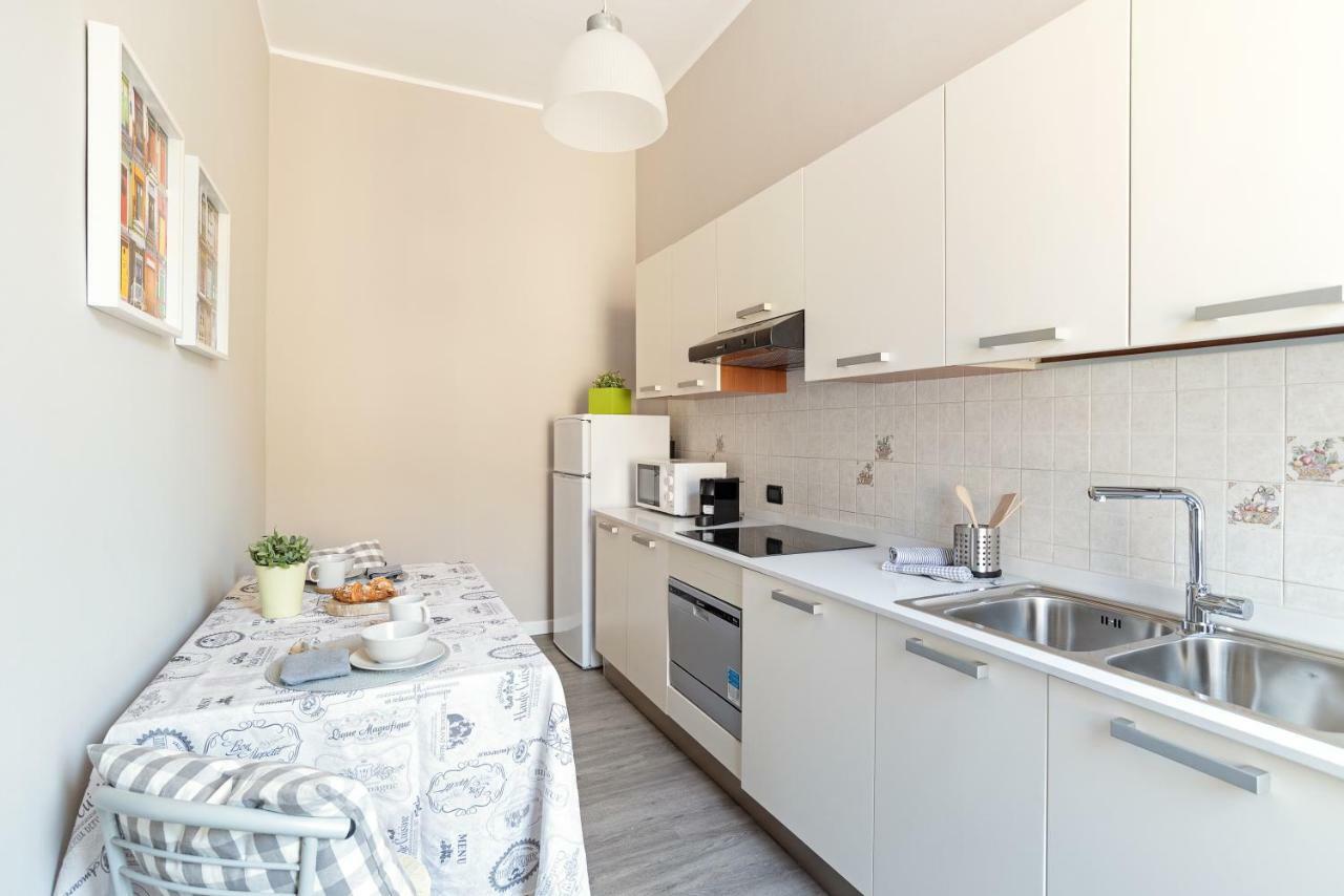 Vittoria Corner - BymyhomeinКомо Екстериор снимка